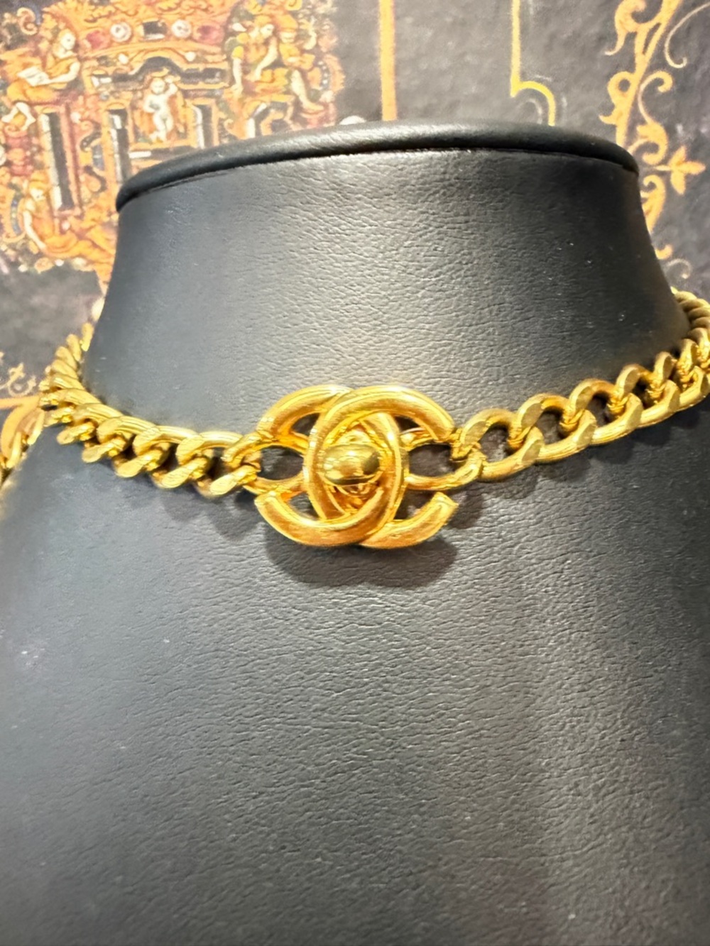 CHANEL Double Turnlock Charm Gold Chain Necklace 97P - Picture 3 of 8